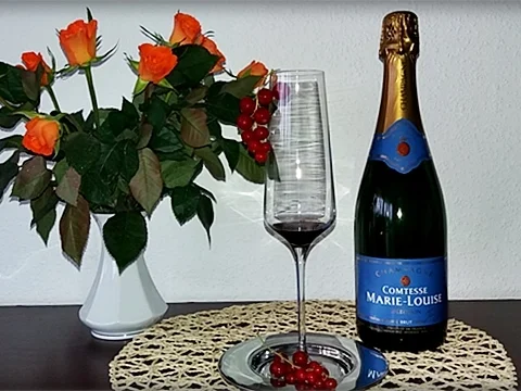Kir Royal - Rezept - Bild Nr. 5