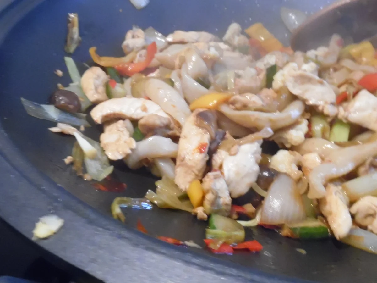 Udon-Chicken-Bowl - Rezept - Bild Nr. 3622