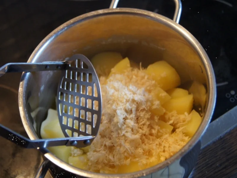 Rezept: Regenbogen-Forelle mit Kartoffel-Meerrettich-Stampf Bild Nr. 3647 Regenbogen-Forelle mit Kartoffel-Meerrettich-Stampf - Rezept - Bild Nr. 3647