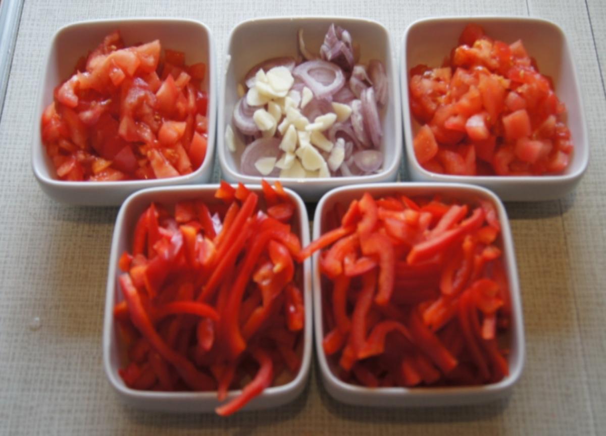 Seelachsfilet auf Tomaten-Paprika-Gemüse - Rezept - Bild Nr. 3641