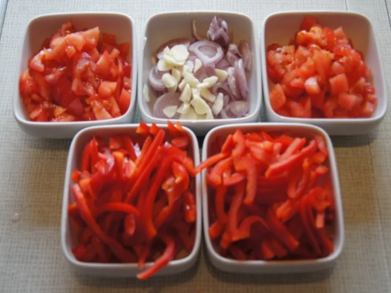 Seelachsfilet auf Tomaten-Paprika-Gemüse - Rezept - Bild Nr. 3641