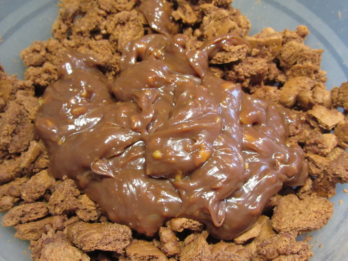 Rezept: Backen - Geburtstagstorte für einen runden Ehrentag Bild Nr. 3645 Backen - Geburtstagstorte für einen runden Ehrentag - Rezept - Bild Nr. 3645