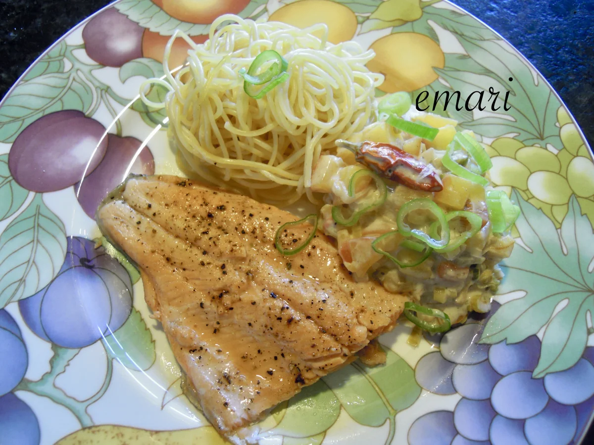 Rezept: Lachsforellenfilet mit Pasta in Pfirsich - Salsa - Sauce Bild Nr. 3653 Lachsforellenfilet mit Pasta in Pfirsich - Salsa - Sauce - Rezept - Bild Nr. 3653