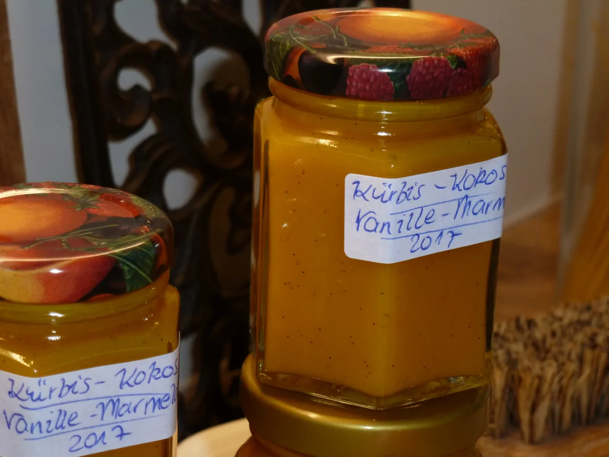 Rezept: Kürbis-Kokos-Vanille-Marmelade Bild Nr. 3650 Kürbis-Kokos-Vanille-Marmelade - Rezept - Bild Nr. 3650