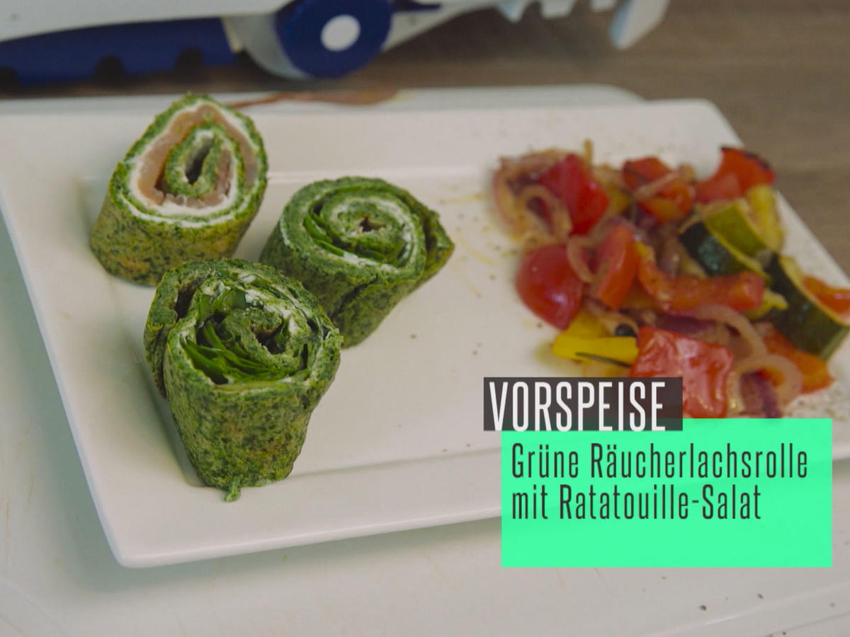 Spinat-Räucherlachsrolle mit leckerem Ratatouillesalat - Rezept - Bild Nr. 2