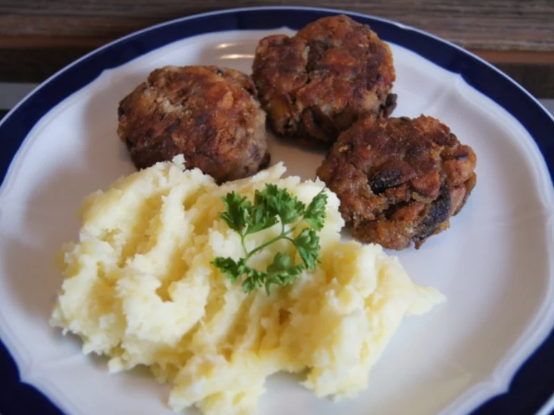 Waldpilzbuletten mit Meerrettich-Kartoffelstampf - Rezept - Bild Nr. 2