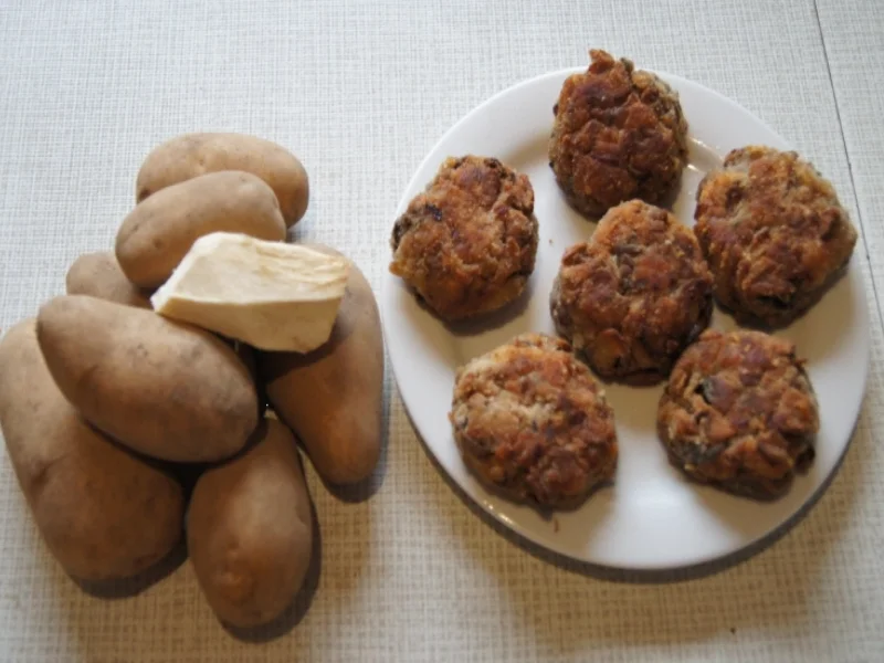Waldpilzbuletten mit Meerrettich-Kartoffelstampf - Rezept - Bild Nr. 3