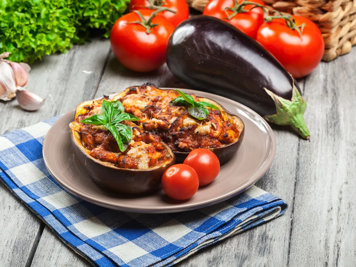 Imam Bayildi (gefüllte Auberginen mit Hackfleisch) - Rezept - Bild Nr. 2