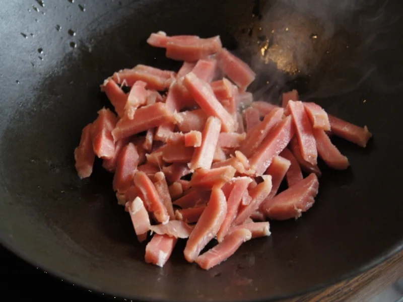 Sahne-Schweinefilet-Gemüse-Geschnetzeltes aus dem Wok mit Pellkartoffeln - Rezept - Bild Nr. 3675