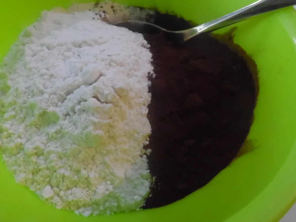 Rezept: Schoko-Baiser-Kekse Bild Nr. 3686 Schoko-Baiser-Kekse - Rezept - Bild Nr. 3686