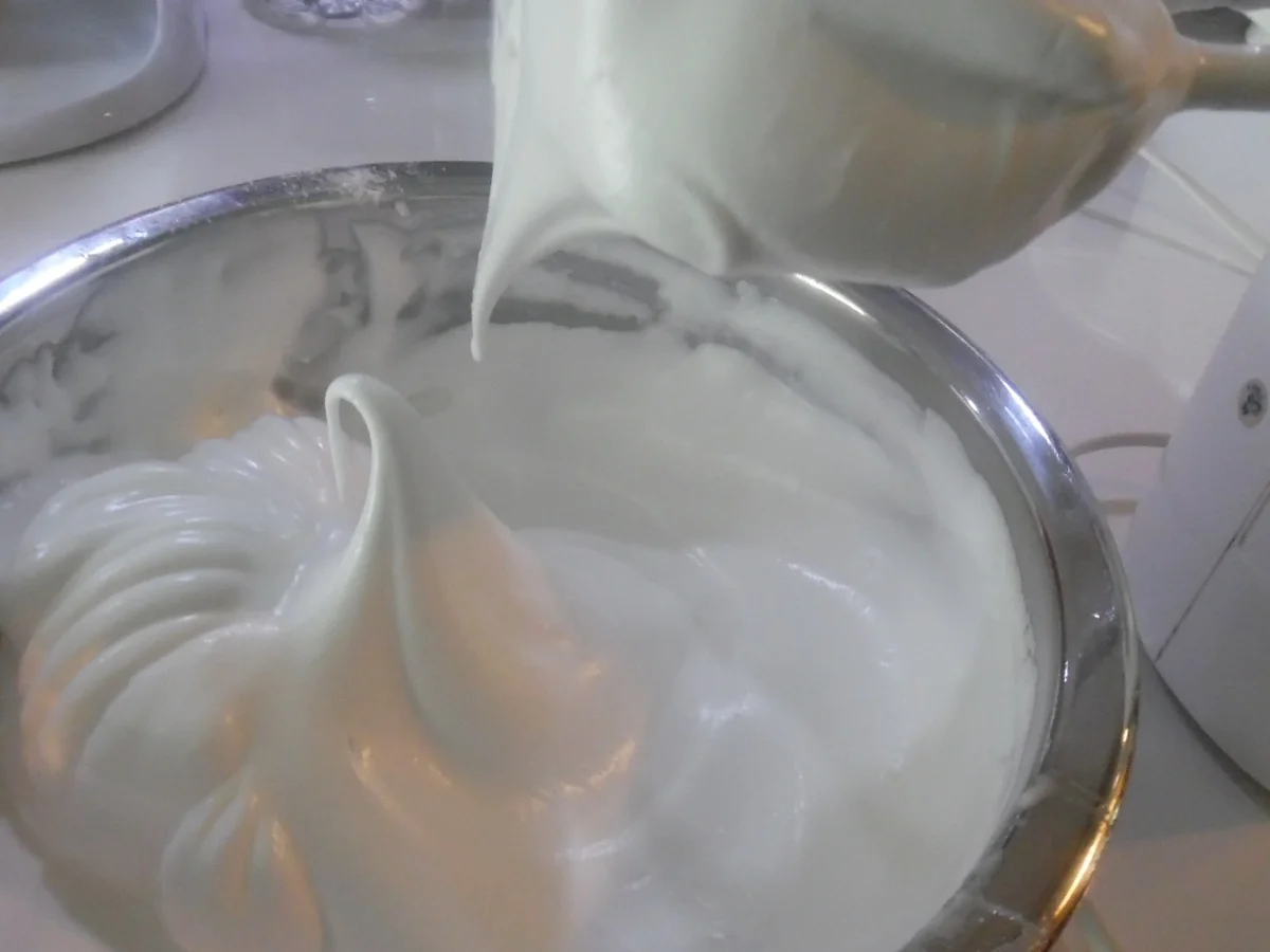 Rezept: Espresso-Baiser Bild Nr. 3677 Espresso-Baiser - Rezept - Bild Nr. 3677