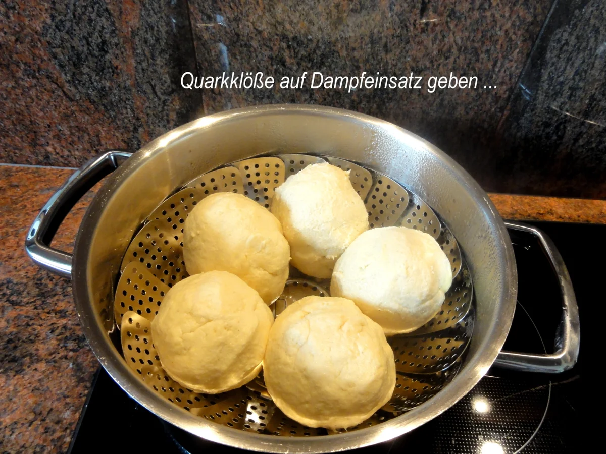 Mürbeteig:   ZWETSCHGEN ~ QUARK ~ KNÖDEL - Rezept - Bild Nr. 3689