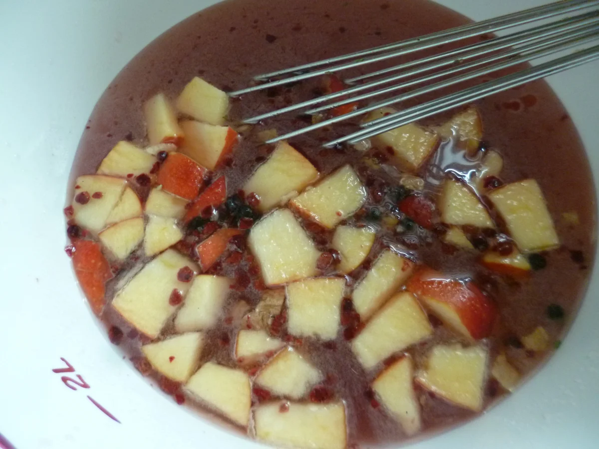 Rezept: Aroniakaltschale mit Apfel Bild Nr. 3695 Aroniakaltschale mit Apfel - Rezept - Bild Nr. 3695