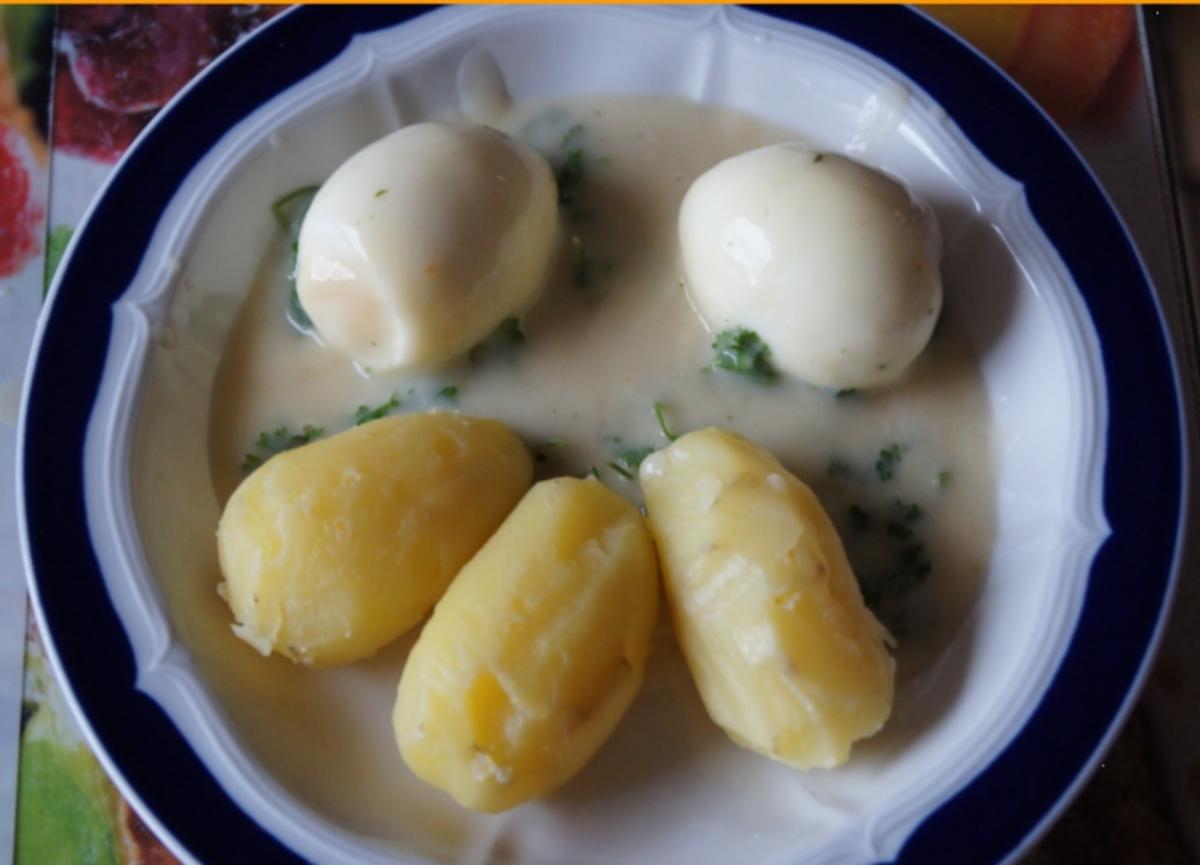 Eier in Petersiliensauce mit Pellkartoffeln - Rezept - kochbar.de
