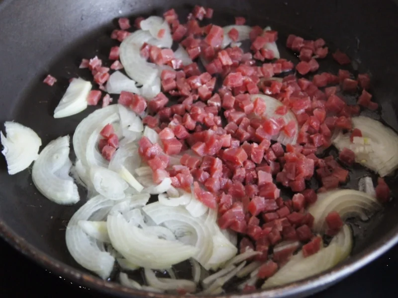 Zwiebel-Schinkenwürfel-Omelett - Rezept - Bild Nr. 3698