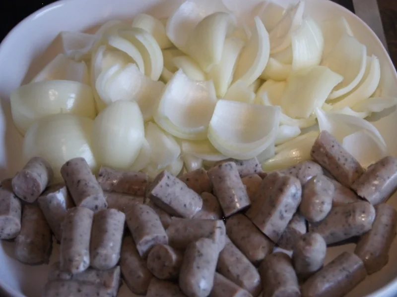 Würstchen-Gemüse-Spieße mit Jogurt-Meerrettich-Honig-Sauce - Rezept - Bild Nr. 4