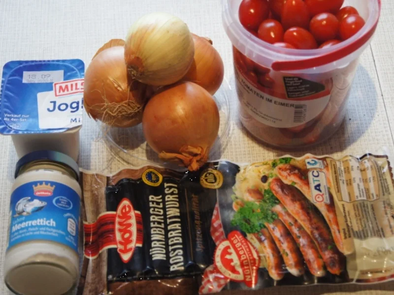 Würstchen-Gemüse-Spieße mit Jogurt-Meerrettich-Honig-Sauce - Rezept - Bild Nr. 3