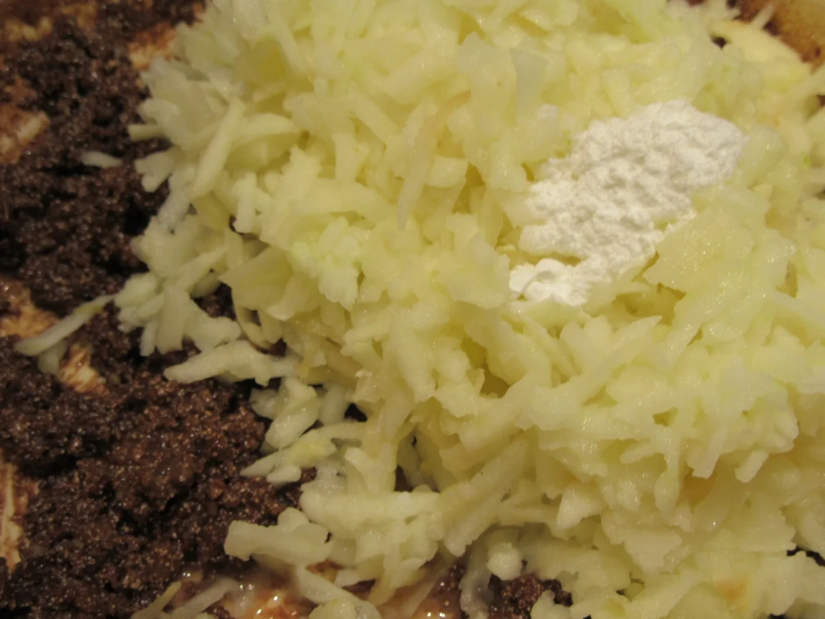 Backen: Apfel-Schoko-Kuchen mit Karamell-Ganache - Rezept - Bild Nr. 3702