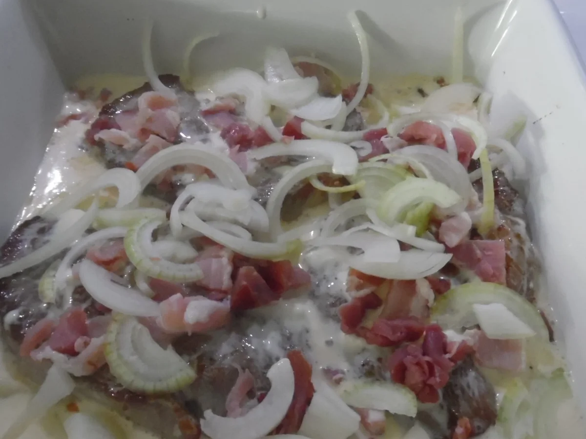 Rezept: Ofen-Schnitzel "Elsässer Art" mit Kartoffel-Möhren-Stampf und Romanesco Bild Nr. 4 Ofen-Schnitzel "Elsässer Art" mit Kartoffel-Möhren-Stampf und Romanesco - Rezept - Bild Nr. 4