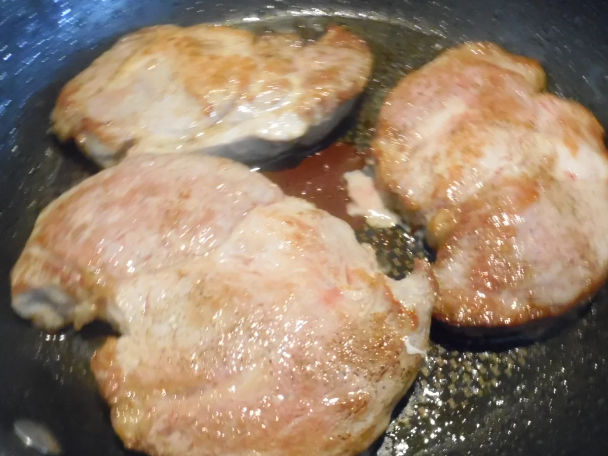 Rezept: Ofen-Schnitzel "Elsässer Art" mit Kartoffel-Möhren-Stampf und Romanesco Bild Nr. 7 Ofen-Schnitzel "Elsässer Art" mit Kartoffel-Möhren-Stampf und Romanesco - Rezept - Bild Nr. 7