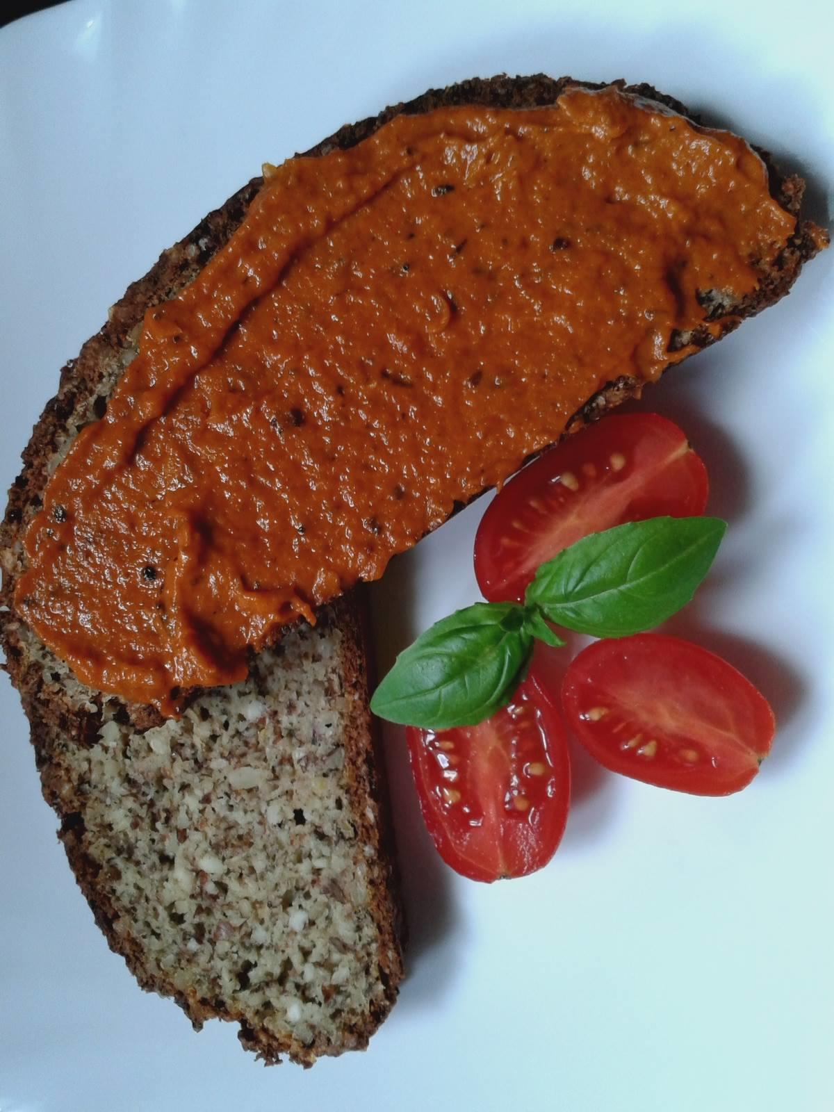 Bilder für Paprika-Tomaten-Aufstrich - Sandwich-Creme - Rezept