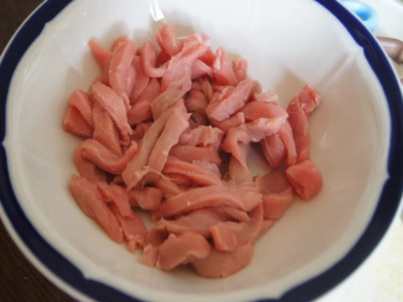 Rezept: Kalbfleischgeschnetzeltes mit Honigmöhren und Pellkartoffeldrillingen Bild Nr. 3712 Kalbfleischgeschnetzeltes mit Honigmöhren und Pellkartoffeldrillingen - Rezept - Bild Nr. 3712