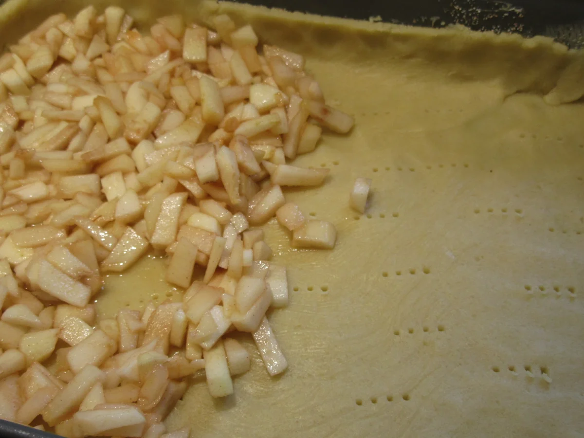 Rezept: Backen: Apfel-Nuss-Schnitten Bild Nr. 3715 Backen: Apfel-Nuss-Schnitten - Rezept - Bild Nr. 3715