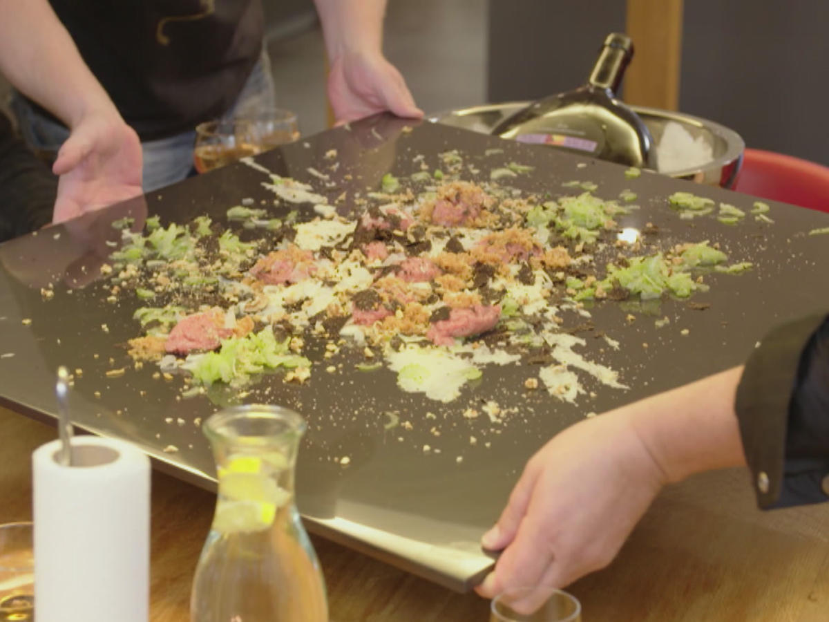 Carne Cruda mit Sellerie, gehackten Walnüssen und Trüffel (Stefan ...
