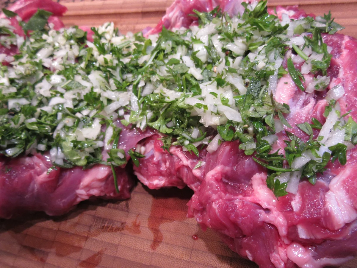 Rezept: Fleisch: Gefüllte Lammkeule Bild Nr. 3772 Fleisch: Gefüllte Lammkeule - Rezept - Bild Nr. 3772