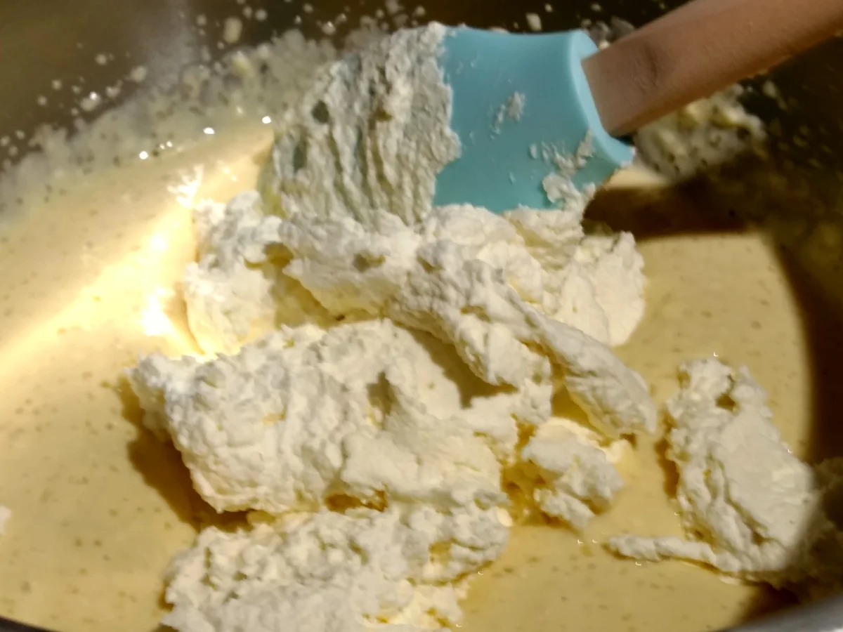 Rezept: BiNe` S APFEL - QUARK - BIENENSTICH Bild Nr. 3776 BiNe` S APFEL - QUARK - BIENENSTICH - Rezept - Bild Nr. 3776