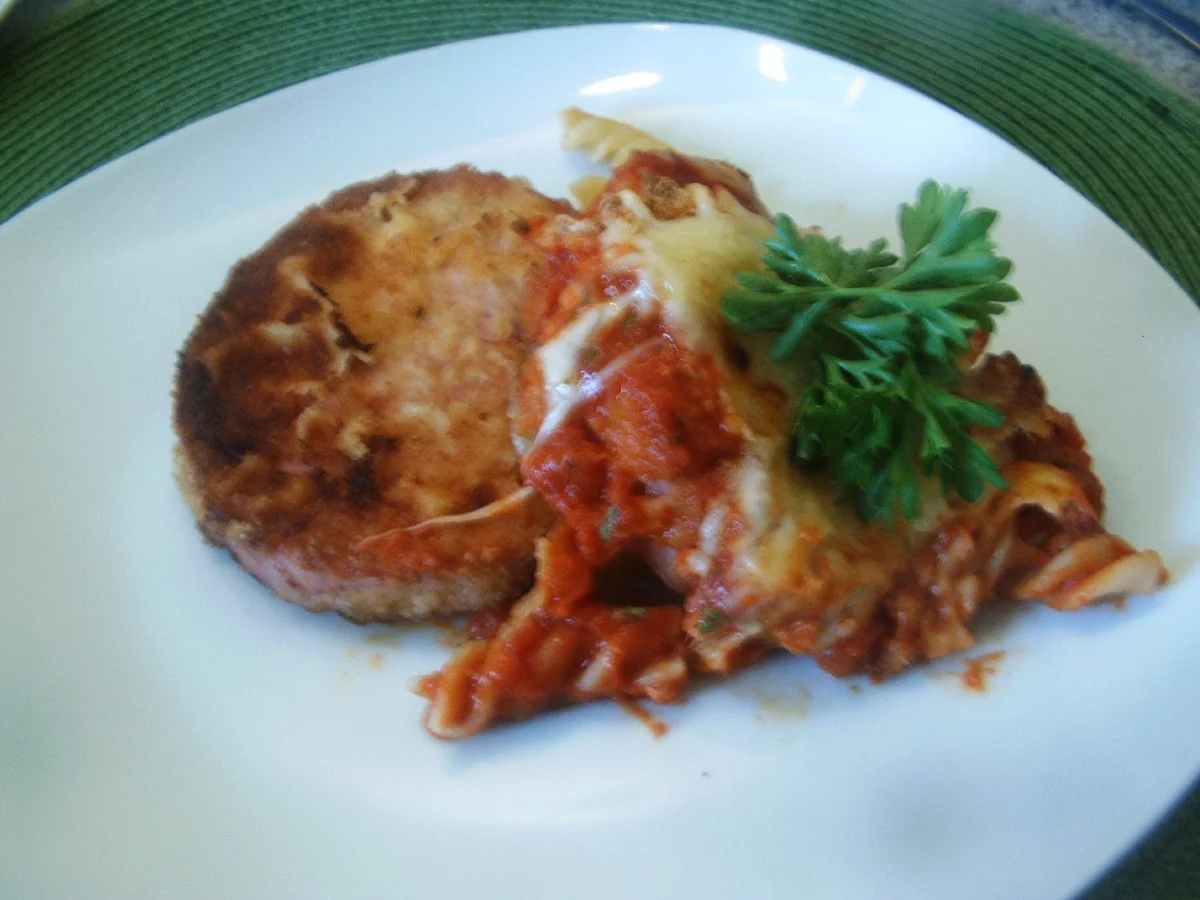 Rezept: Nudel-Jägerschnitzel-Auflauf Bild Nr. 2 Nudel-Jägerschnitzel-Auflauf - Rezept - Bild Nr. 2