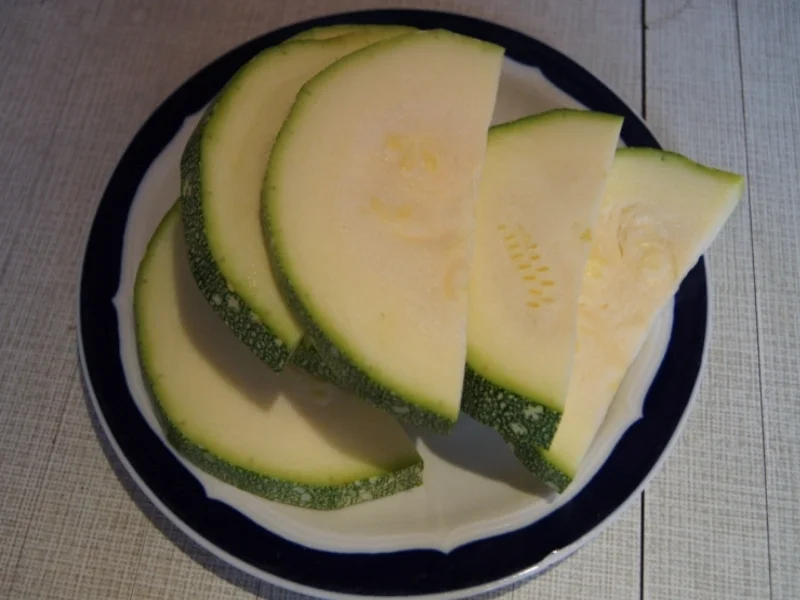 Rezept: Gebratene Zucchinischeiben mit Tartarska Omacka Bild Nr. 3787 Gebratene Zucchinischeiben mit Tartarska Omacka - Rezept - Bild Nr. 3787