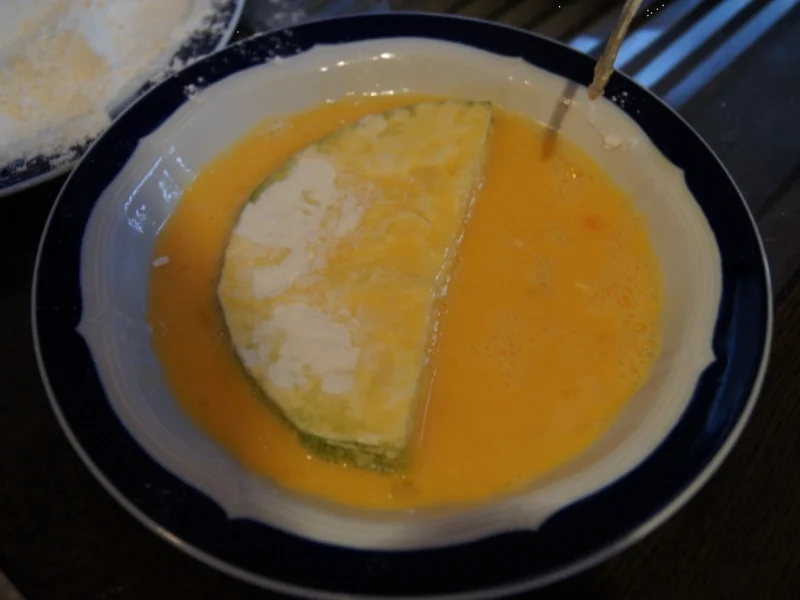 Rezept: Gebratene Zucchinischeiben mit Tartarska Omacka Bild Nr. 3788 Gebratene Zucchinischeiben mit Tartarska Omacka - Rezept - Bild Nr. 3788