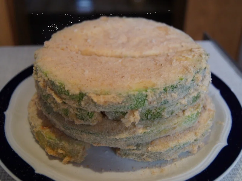 Rezept: Gebratene Zucchinischeiben mit Tartarska Omacka Bild Nr. 3790 Gebratene Zucchinischeiben mit Tartarska Omacka - Rezept - Bild Nr. 3790