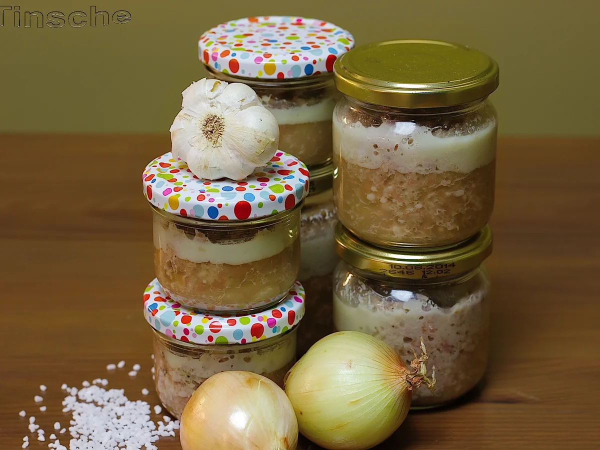 Zwiebelmettwurst-gekocht - Rezept - Bild Nr. 3798