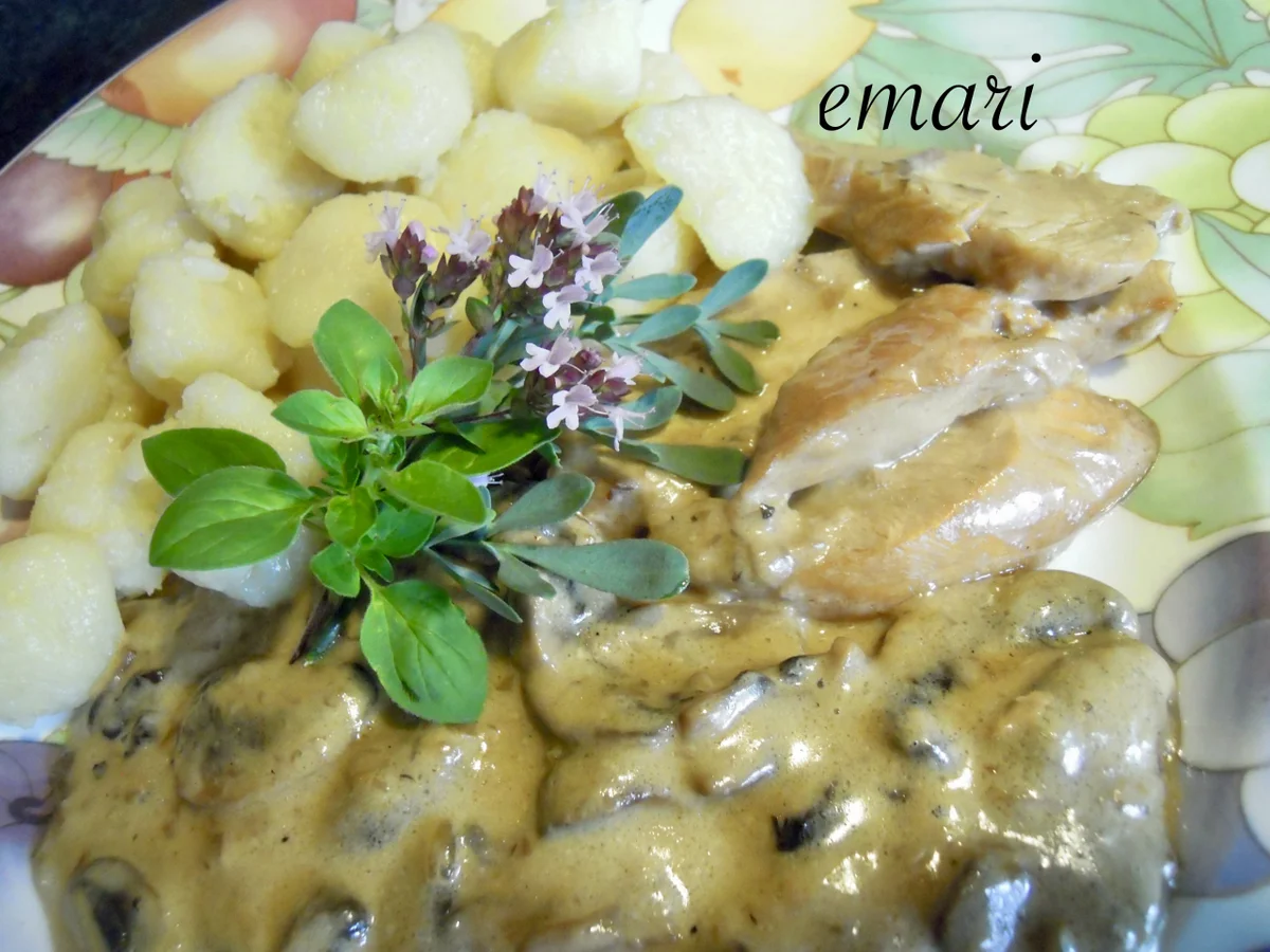 Rezept: Hühnchen in Pilzsauce Bild Nr. 3787 Hühnchen in Pilzsauce - Rezept - Bild Nr. 3787