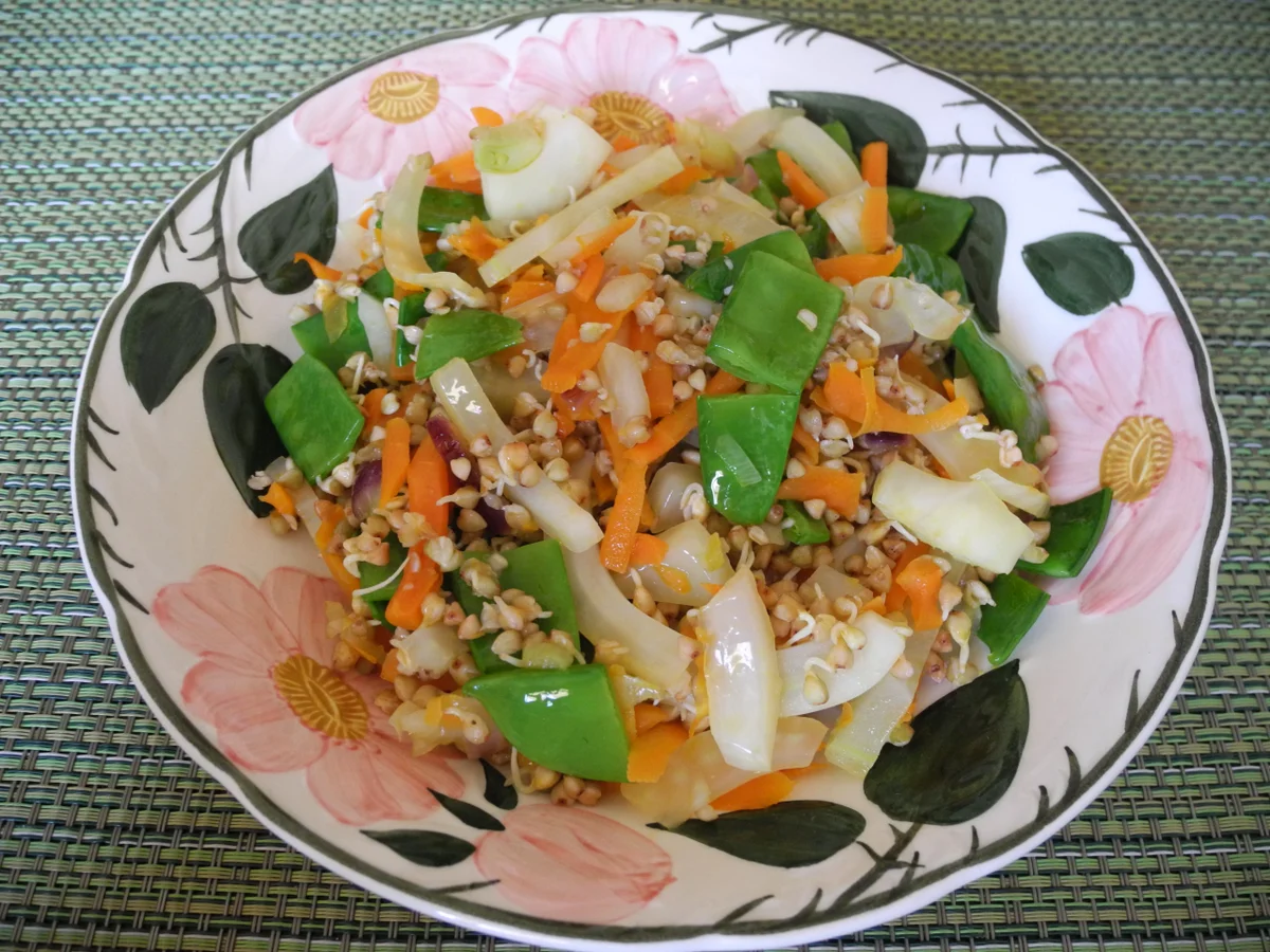 Gemüsepfanne mit gekeimten Buchweizen - Rezept - Bild Nr. 3786