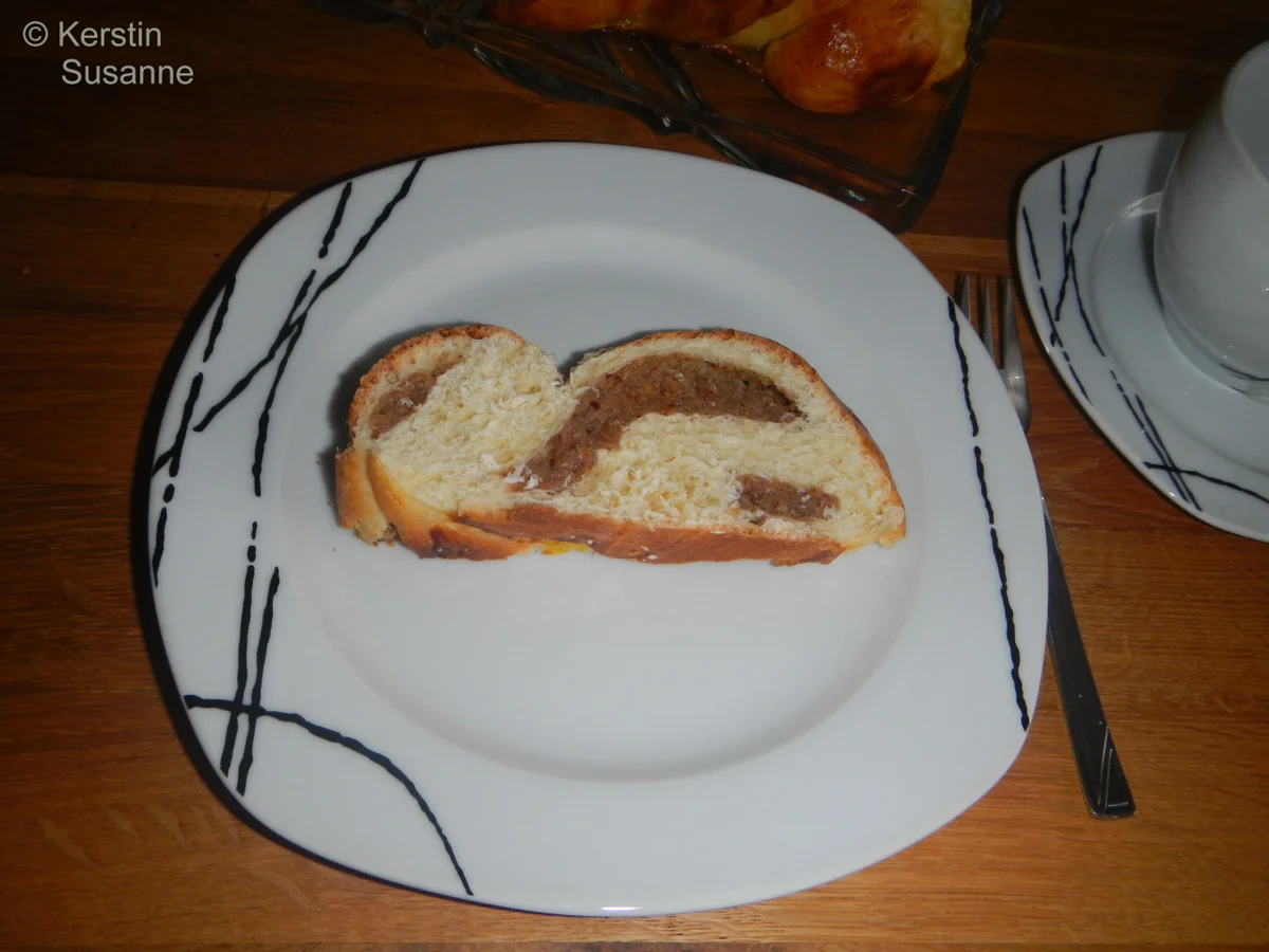 Nuss-Hefezopf - Rezept - Bild Nr. 3797