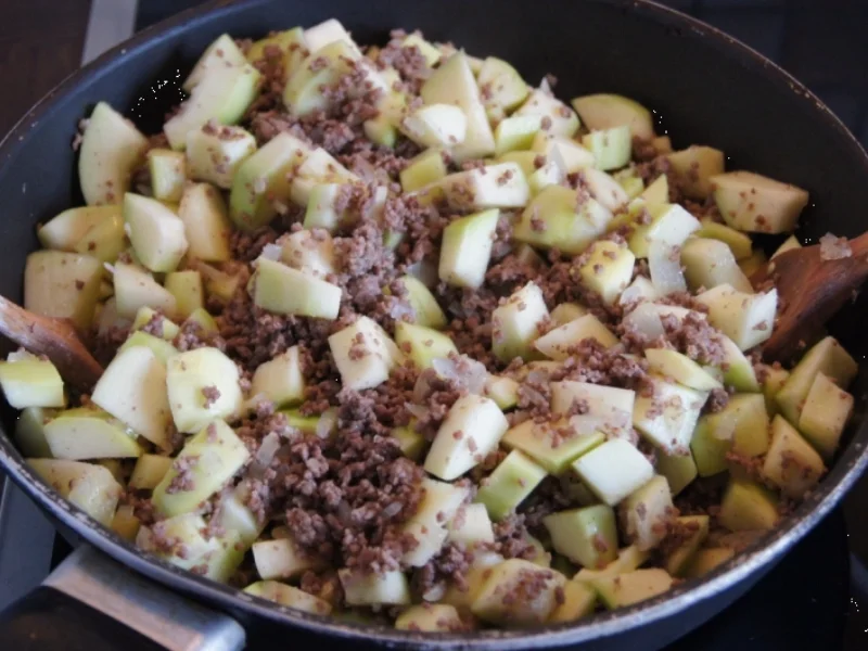 Rinderhackfleisch-Zucchini-Pfanne mit Drillingen - Rezept - Bild Nr. 3796