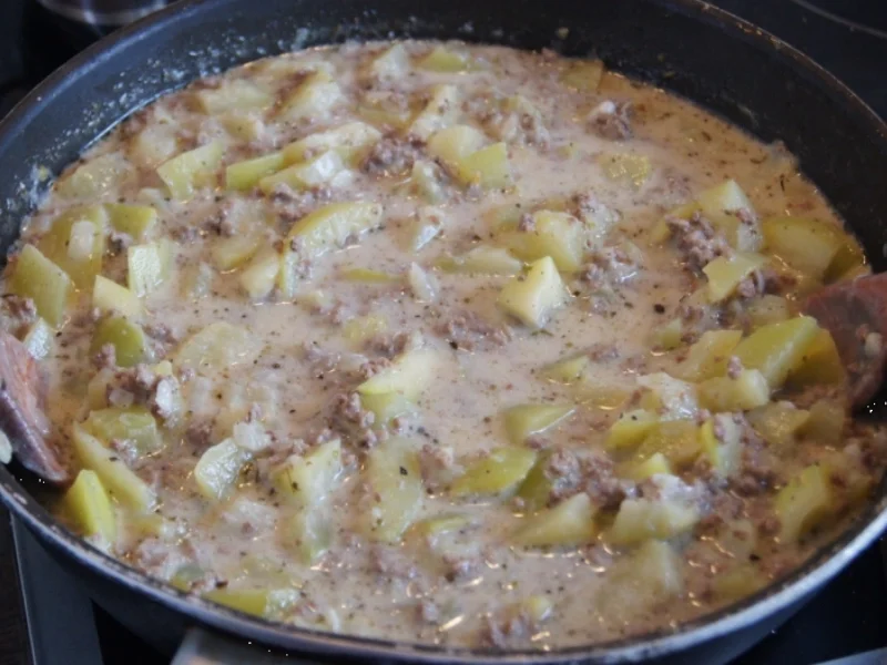 Rinderhackfleisch-Zucchini-Pfanne mit Drillingen - Rezept - Bild Nr. 3797