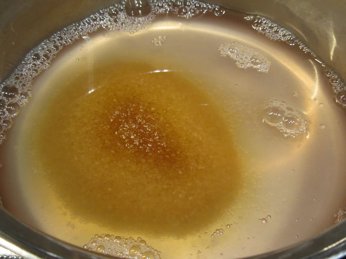 Rezept: Backen: Apfel-Buttercreme-Schnitten Bild Nr. 3799 Backen: Apfel-Buttercreme-Schnitten - Rezept - Bild Nr. 3799