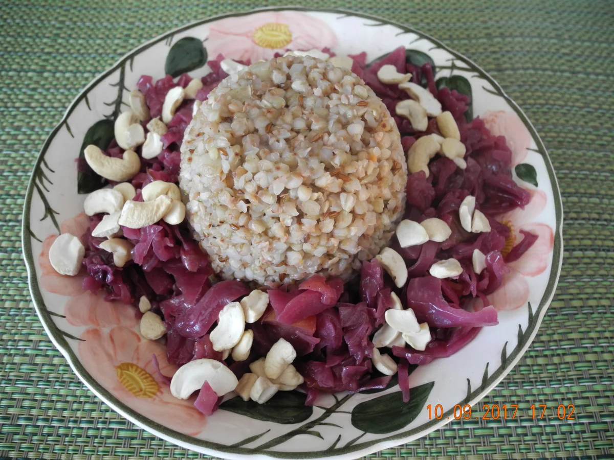 Rezept: Apfelrotkohl zum Zwiebelbuchweizen Bild Nr. 3795 Apfelrotkohl zum Zwiebelbuchweizen - Rezept - Bild Nr. 3795