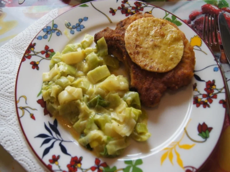 Rezept: Kotelett mit Curry-Rahm-Porree Bild Nr. 3827 Kotelett mit Curry-Rahm-Porree - Rezept - Bild Nr. 3827