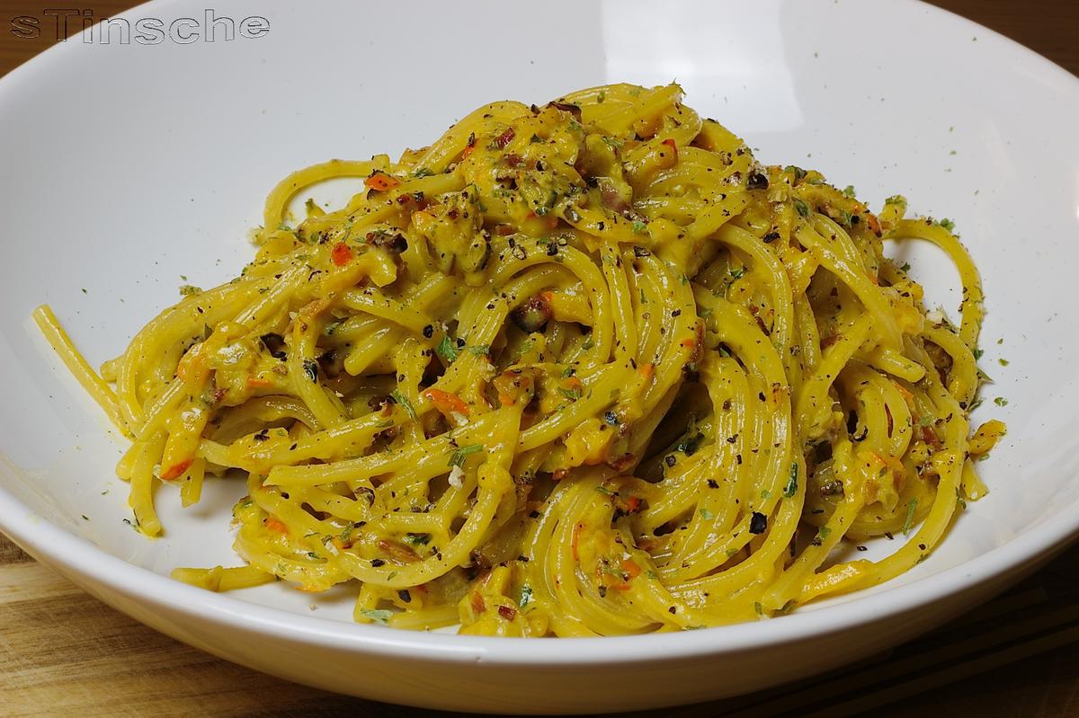 Spaghetti mit Kürbis-Sahnesoße und Speck - Rezept - Bild Nr. 3790