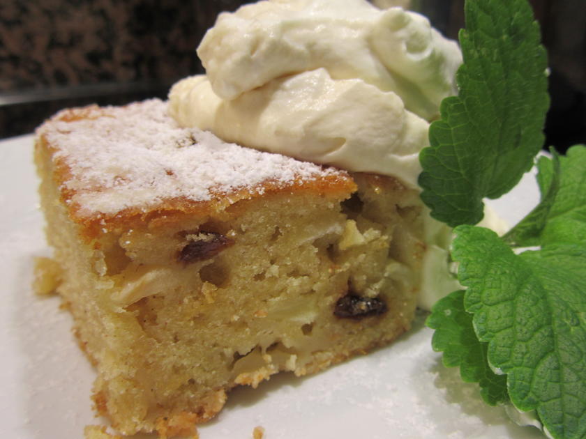 Dessert: Warme Apfelschnitten mit Karamell-Sahne - Rezept - kochbar.de