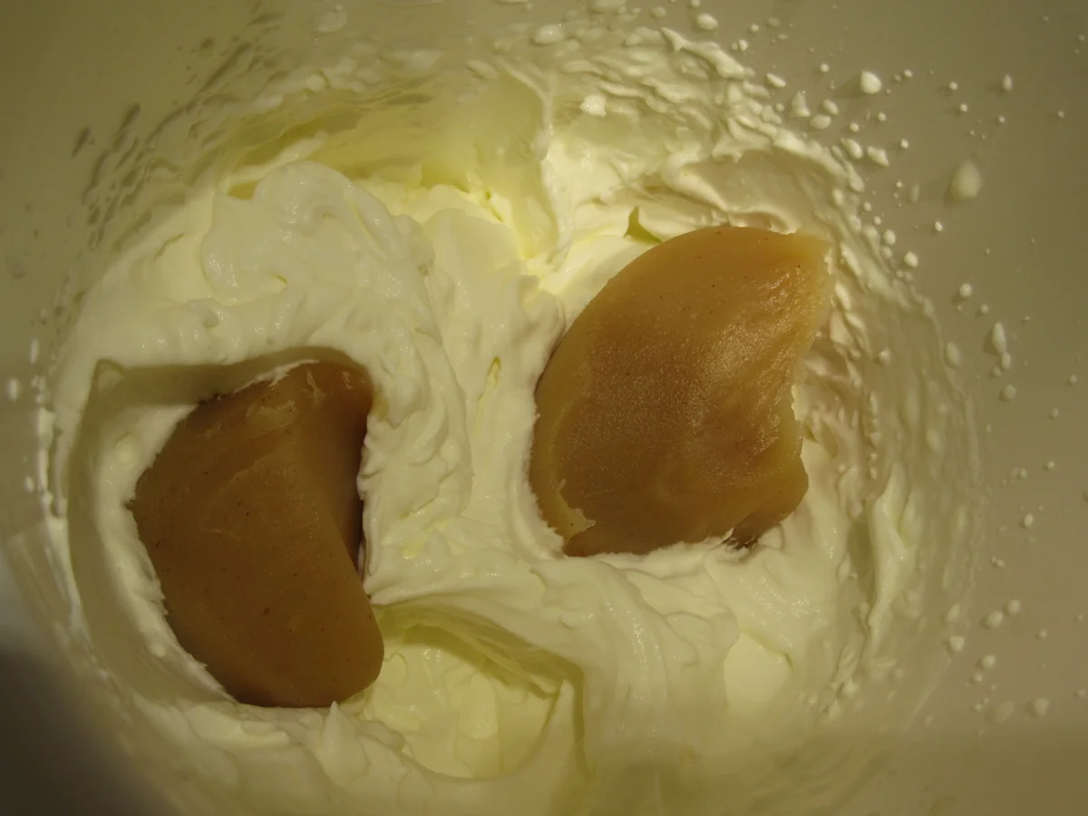 Rezept: Dessert: Warme Apfelschnitten mit Karamell-Sahne Bild Nr. 3804 Dessert: Warme Apfelschnitten mit Karamell-Sahne - Rezept - Bild Nr. 3804