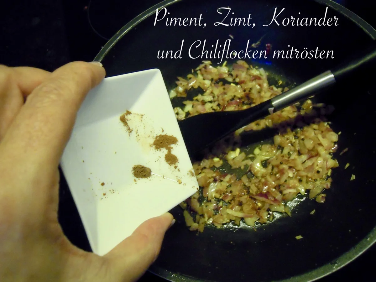 Rezept: Spicy Indische Tomaten Kokos Sauce Bild Nr. 3810 Spicy Indische Tomaten Kokos Sauce - Rezept - Bild Nr. 3810