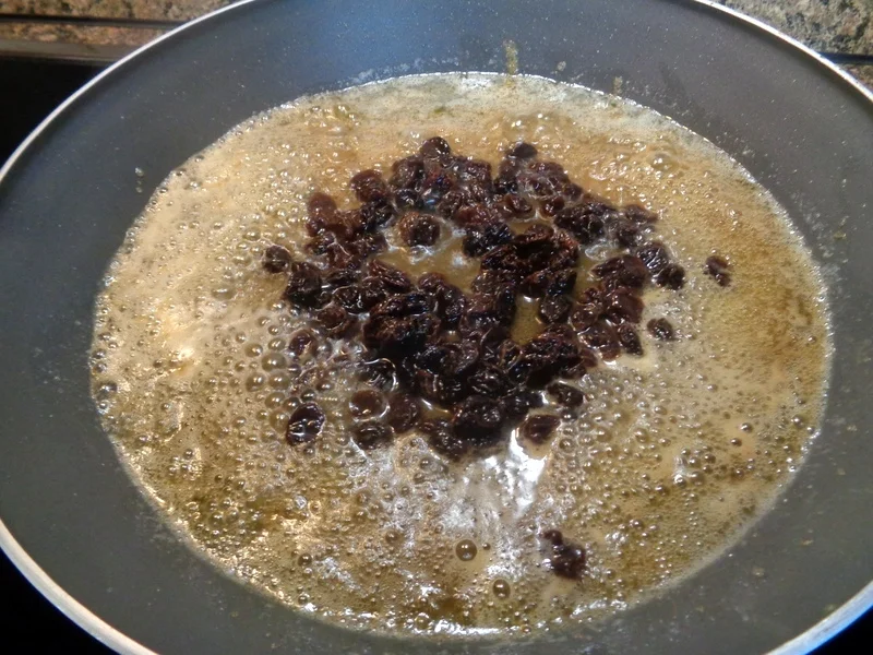 Rezept: Calvadosapfel, Sultaninen und Mandeln ... Bild Nr. 3818 Calvadosapfel, Sultaninen und Mandeln ... - Rezept - Bild Nr. 3818