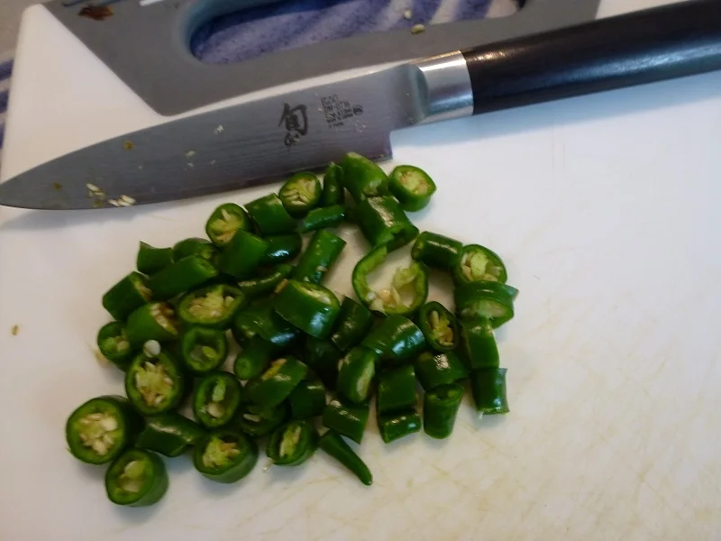 Grünes Chiliöl nach meiner Art - Rezept - Bild Nr. 3814