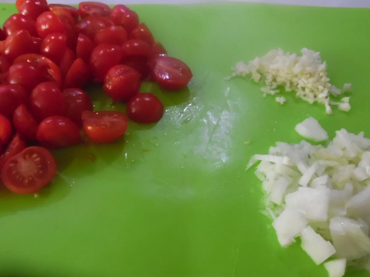 Rezept: Tomaten-Parmesan-Suppe "italienische Art" Bild Nr. 3820 Tomaten-Parmesan-Suppe "italienische Art" - Rezept - Bild Nr. 3820